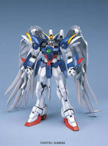 BANDAI MODEL KIT PERFECT GRADE W-GUNDAM ZERO CUSTOM