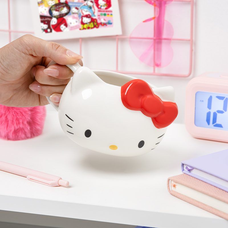 TAZZA HELLO KITTY FACE